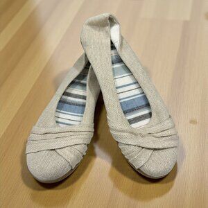 Beige Canvas Ballet Flats 🤍✨